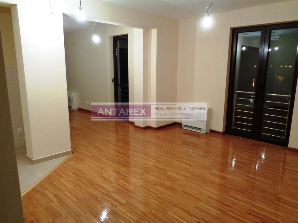 Biens commerciaux à Risan, Monténégro - image 7