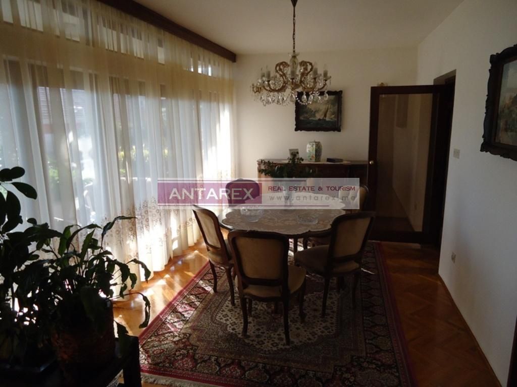 Villa in Herceg-Novi, Montenegro, 250 m² - picture 7