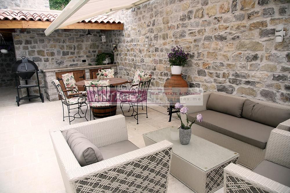 Villa a Tivat, Montenegro, 125 m² - foto 7