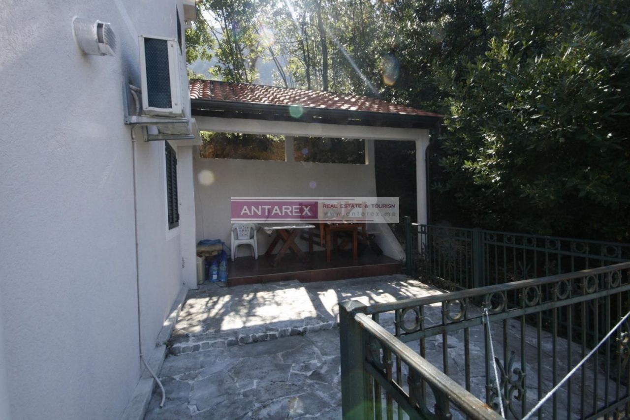 Villa in Stoliv, Montenegro, 148 m² - picture 7