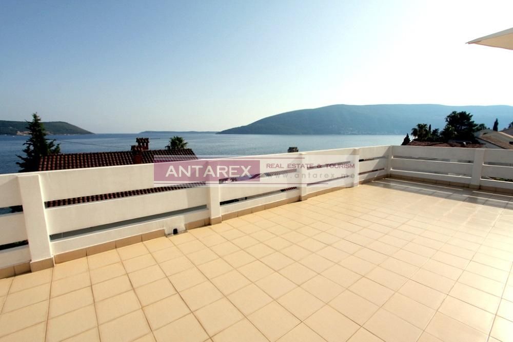 Villa en Herceg-Novi, Montenegro, 400 m² - imagen 6