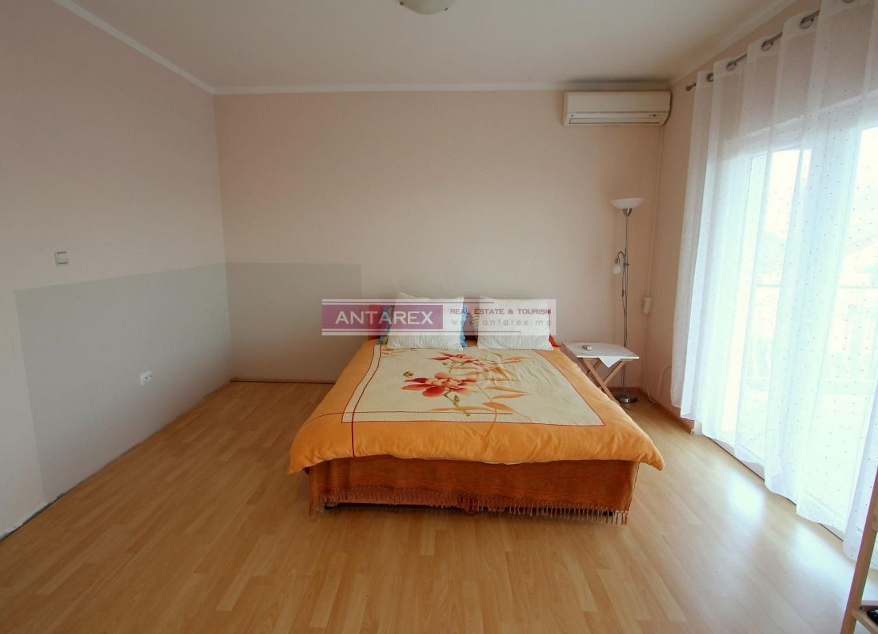 Apartment in Bijela, Montenegro, 104 m² - picture 7