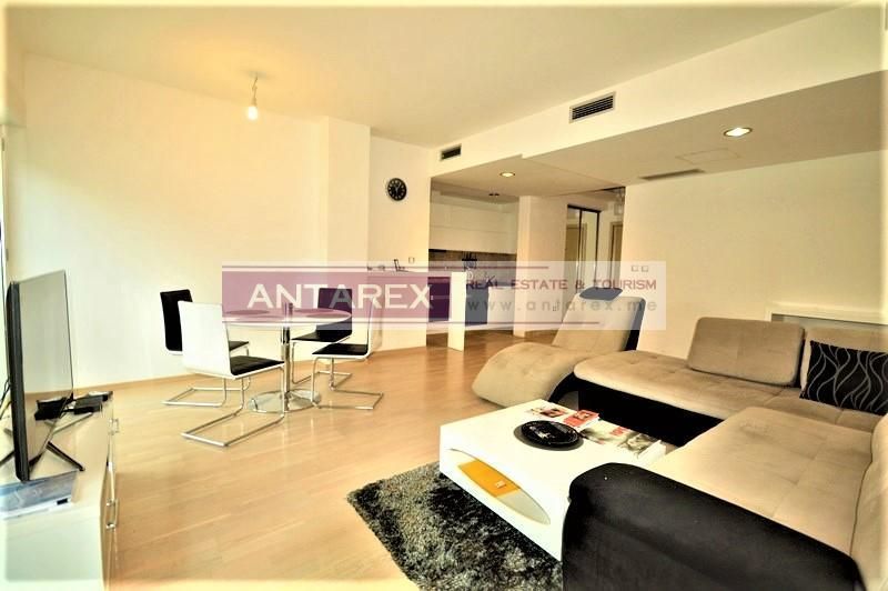 Appartamenti a Dobrota, Montenegro, 179 m² - foto 8