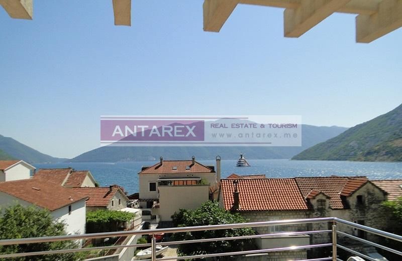Biens commerciaux à Risan, Monténégro - image 8