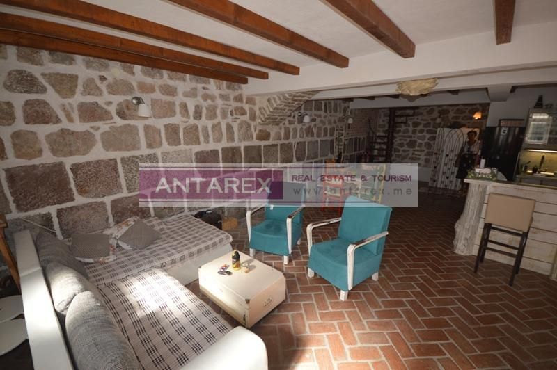 Apartment in Herceg-Novi, Montenegro, 106 m² - picture 8