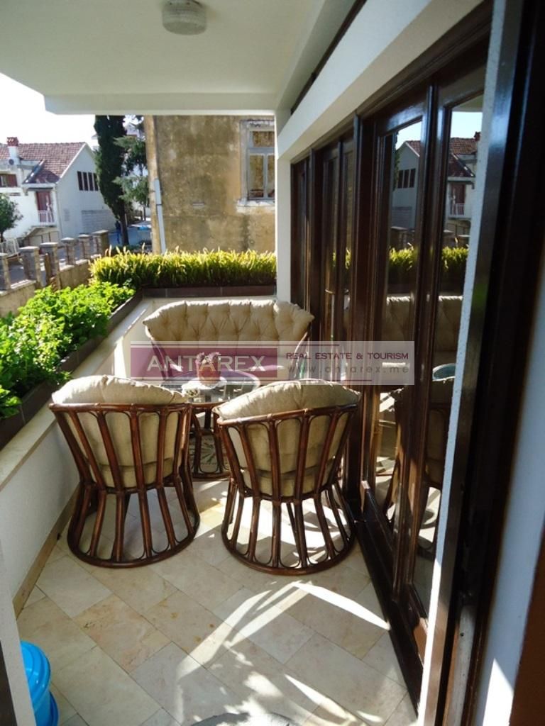 Villa in Herceg-Novi, Montenegro, 250 m² - picture 8