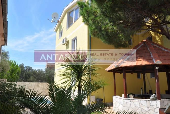 Commercial property in Durasevici, Montenegro, 300 m² - picture 8