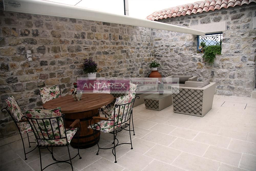 Villa a Tivat, Montenegro, 125 m² - foto 8