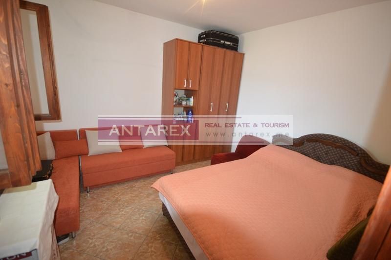 Villa in Herceg-Novi, Montenegro, 101 m² - picture 8