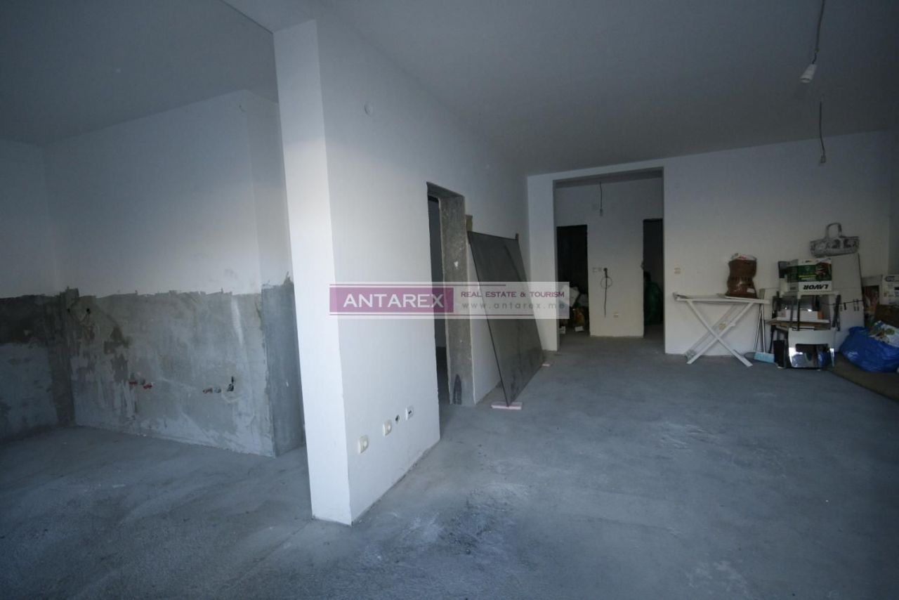 Apartment in Stoliv, Montenegro, 124 m² - picture 8