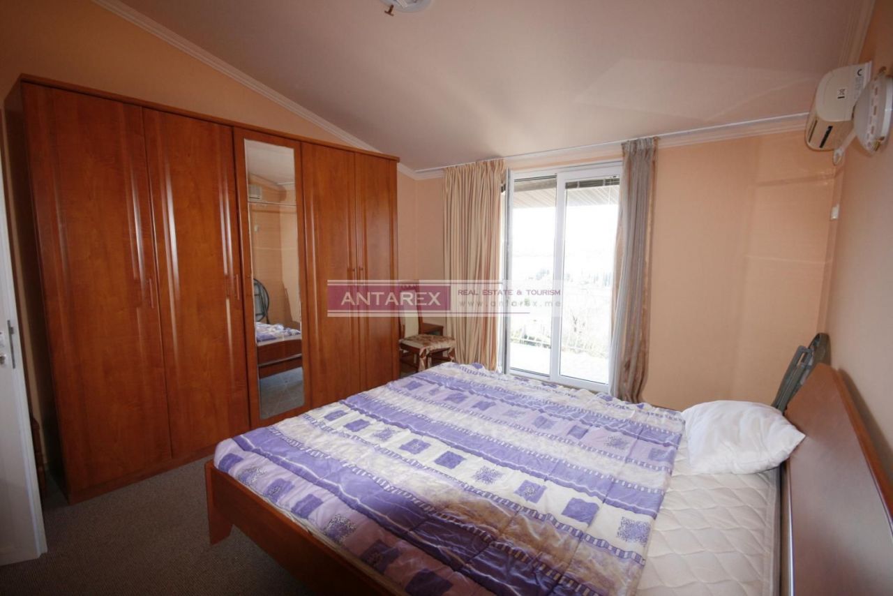 Villa in Tivat, Montenegro, 120 m² - picture 8