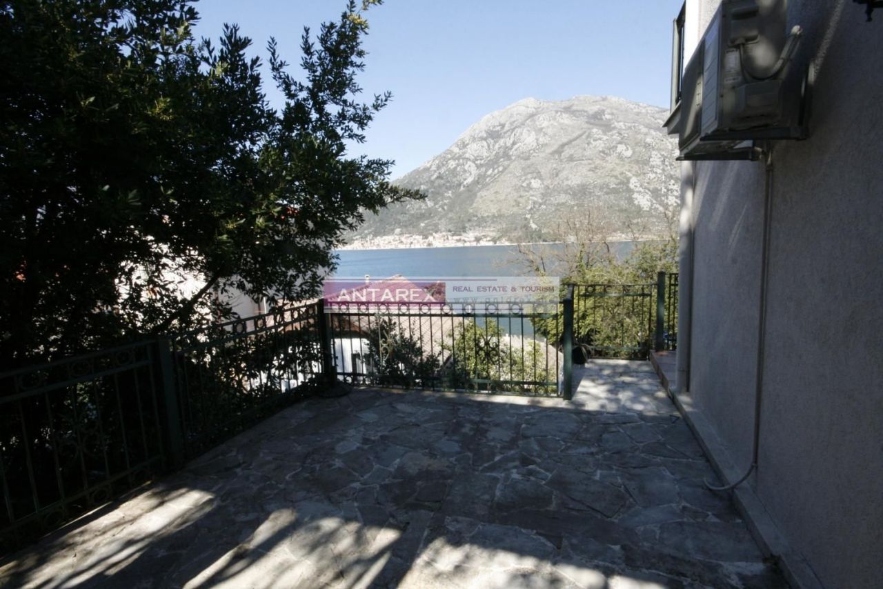 Villa in Stoliv, Montenegro, 148 m² - picture 8
