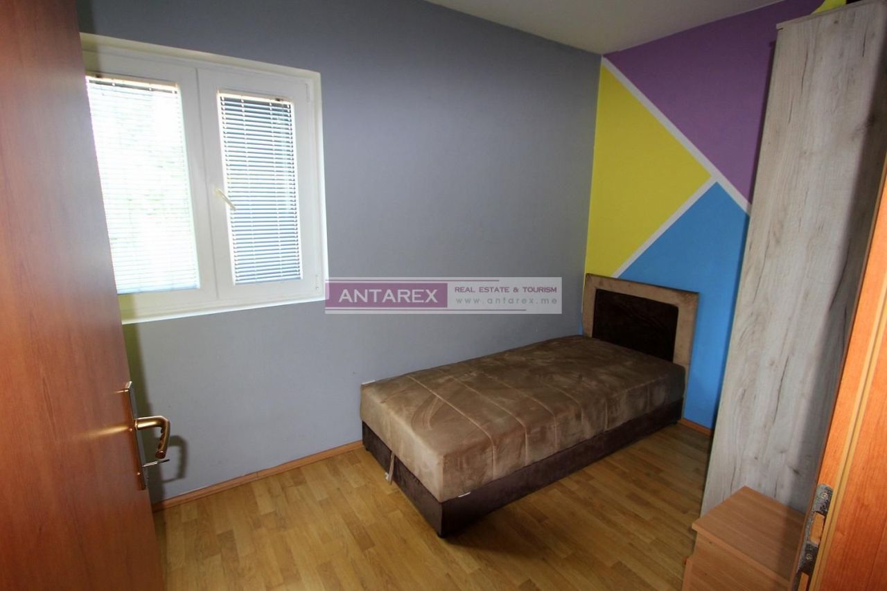 Apartment in Herceg-Novi, Montenegro, 74 m² - picture 8