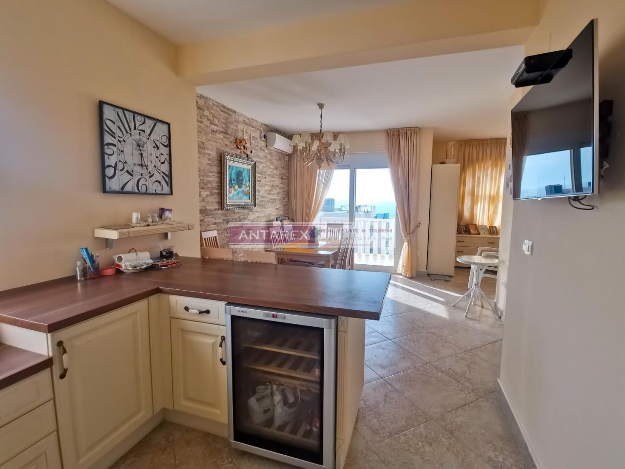 Apartment in Dobra Voda, Montenegro, 164 m² - picture 8