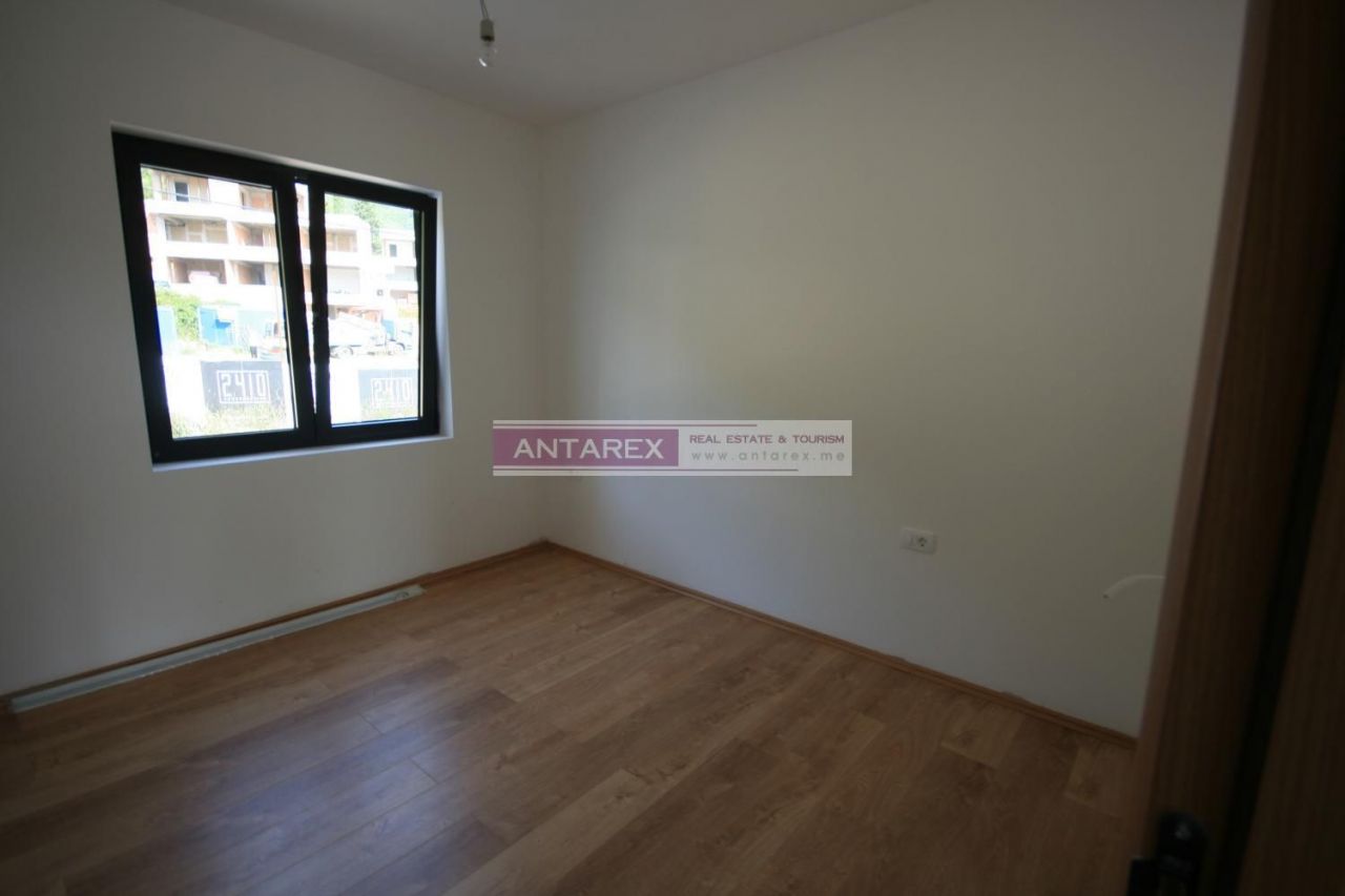 Villa a Tivat, Montenegro, 335 m² - foto 9