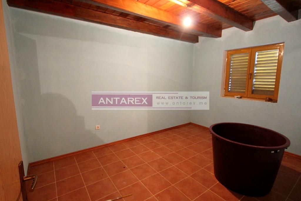 Villa in Herceg-Novi, Montenegro, 246 m² - picture 9