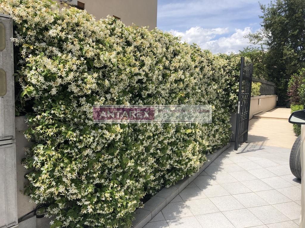 Apartment in Tivat, Montenegro, 93 m² - picture 10