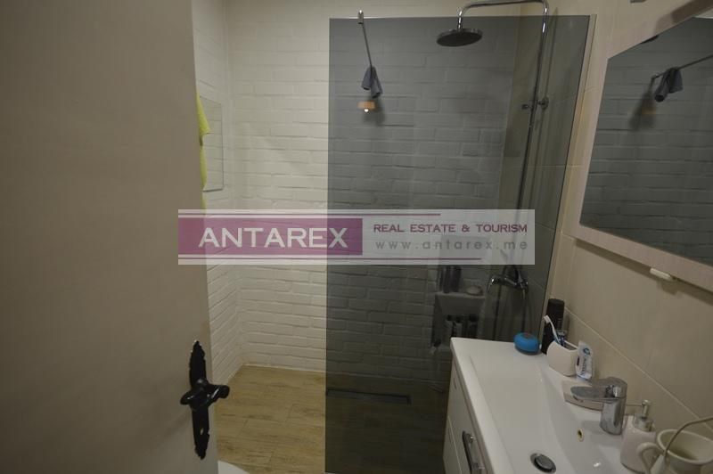 Apartment in Herceg-Novi, Montenegro, 106 m² - picture 10