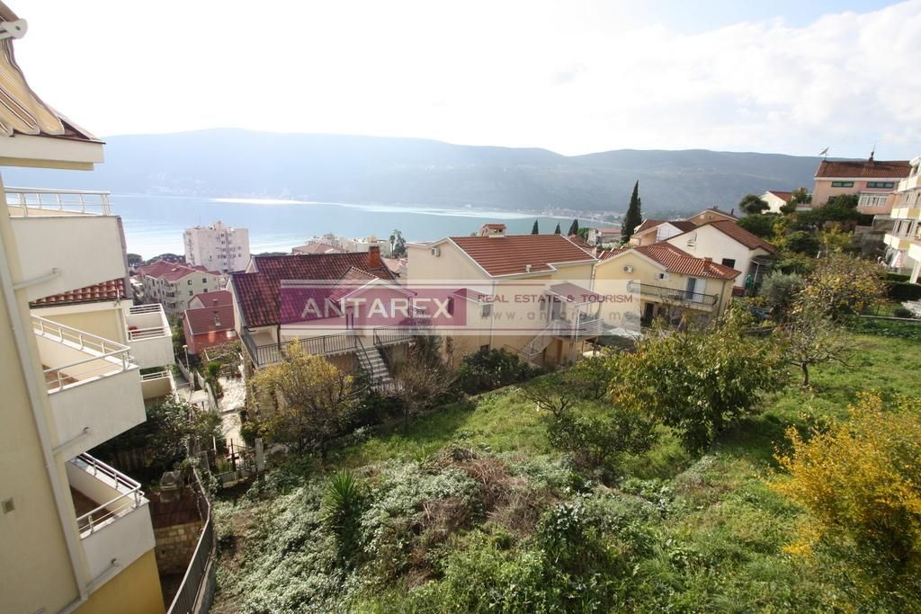 Apartment in Herceg-Novi, Montenegro, 102 m² - picture 10