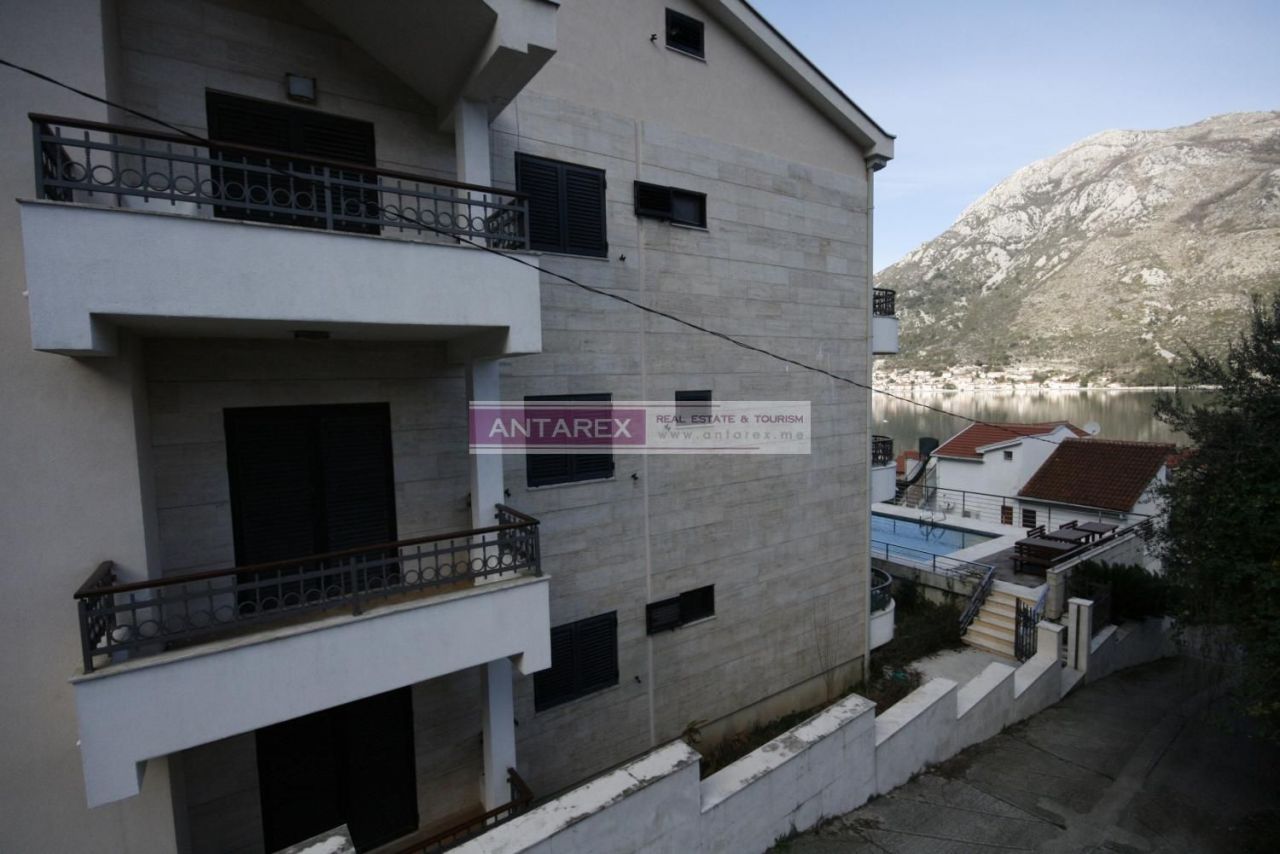 Apartment in Stoliv, Montenegro, 124 m² - picture 10