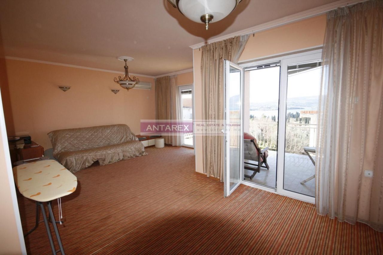 Villa in Tivat, Montenegro, 120 m² - picture 10