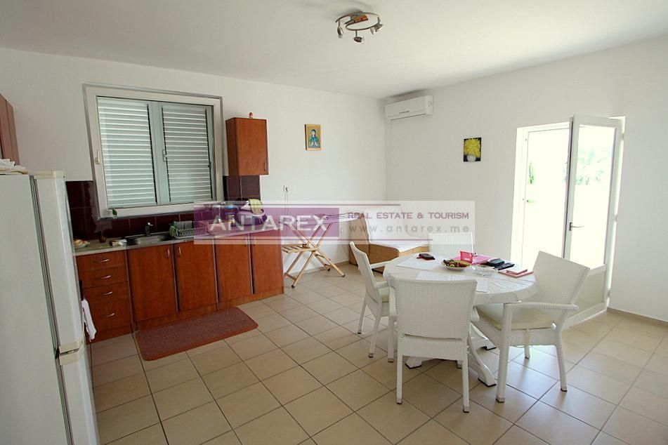 Villa en Herceg-Novi, Montenegro, 400 m² - imagen 9