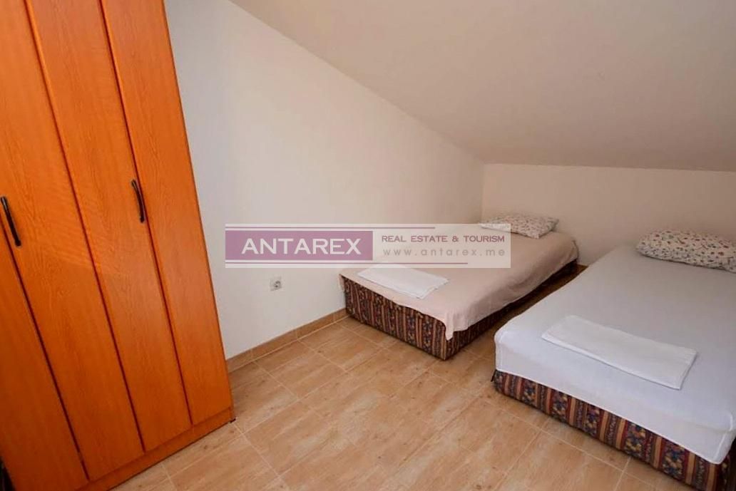 Apartment in Bijela, Montenegro, 90 m² - picture 10