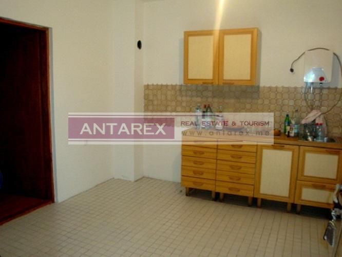 Villa in Zelenika, Montenegro, 138 m² - picture 10