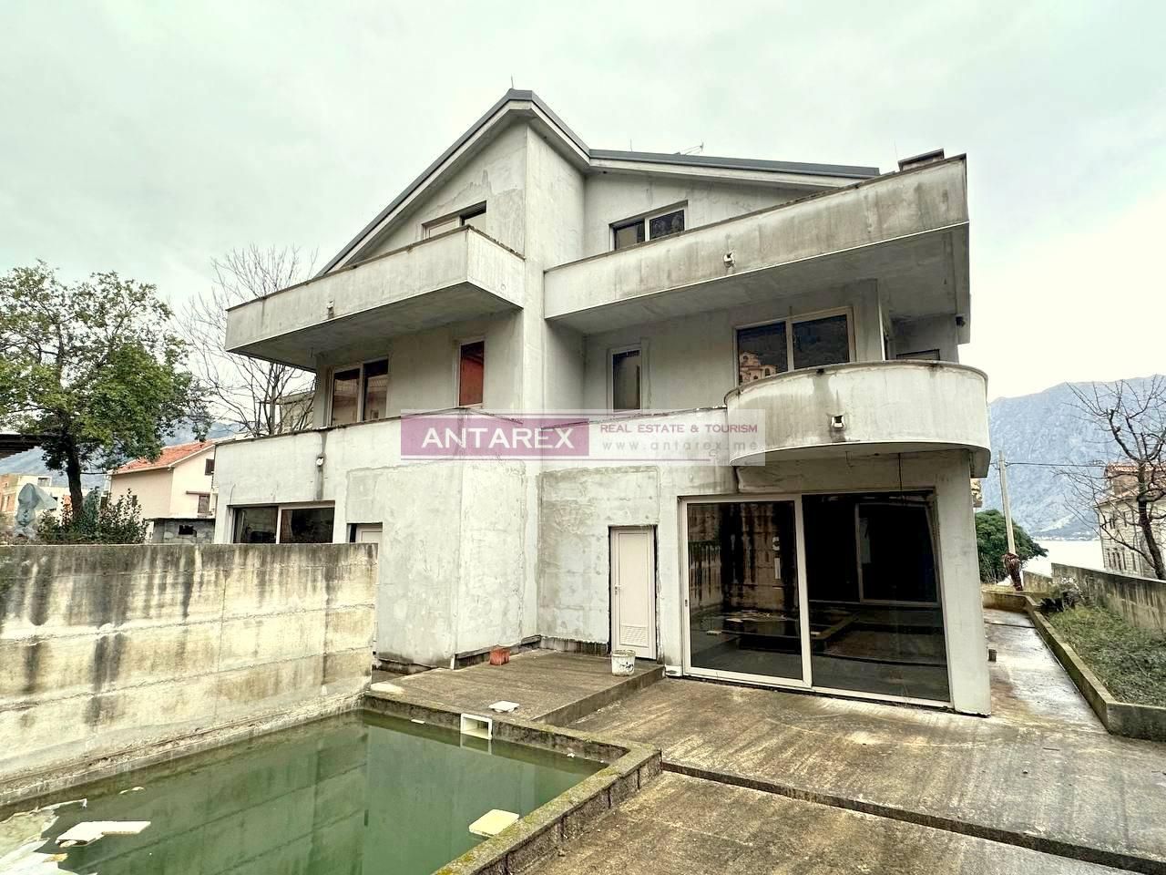 Villa in Prcanj, Montenegro, 516 m² - picture 10