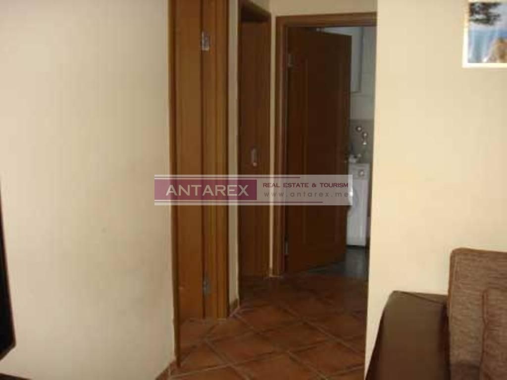 Apartment in Prcanj, Montenegro, 56 m² - picture 11