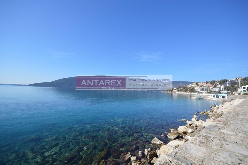 Villa in Herceg-Novi, Montenegro, 200 m² - Foto 11