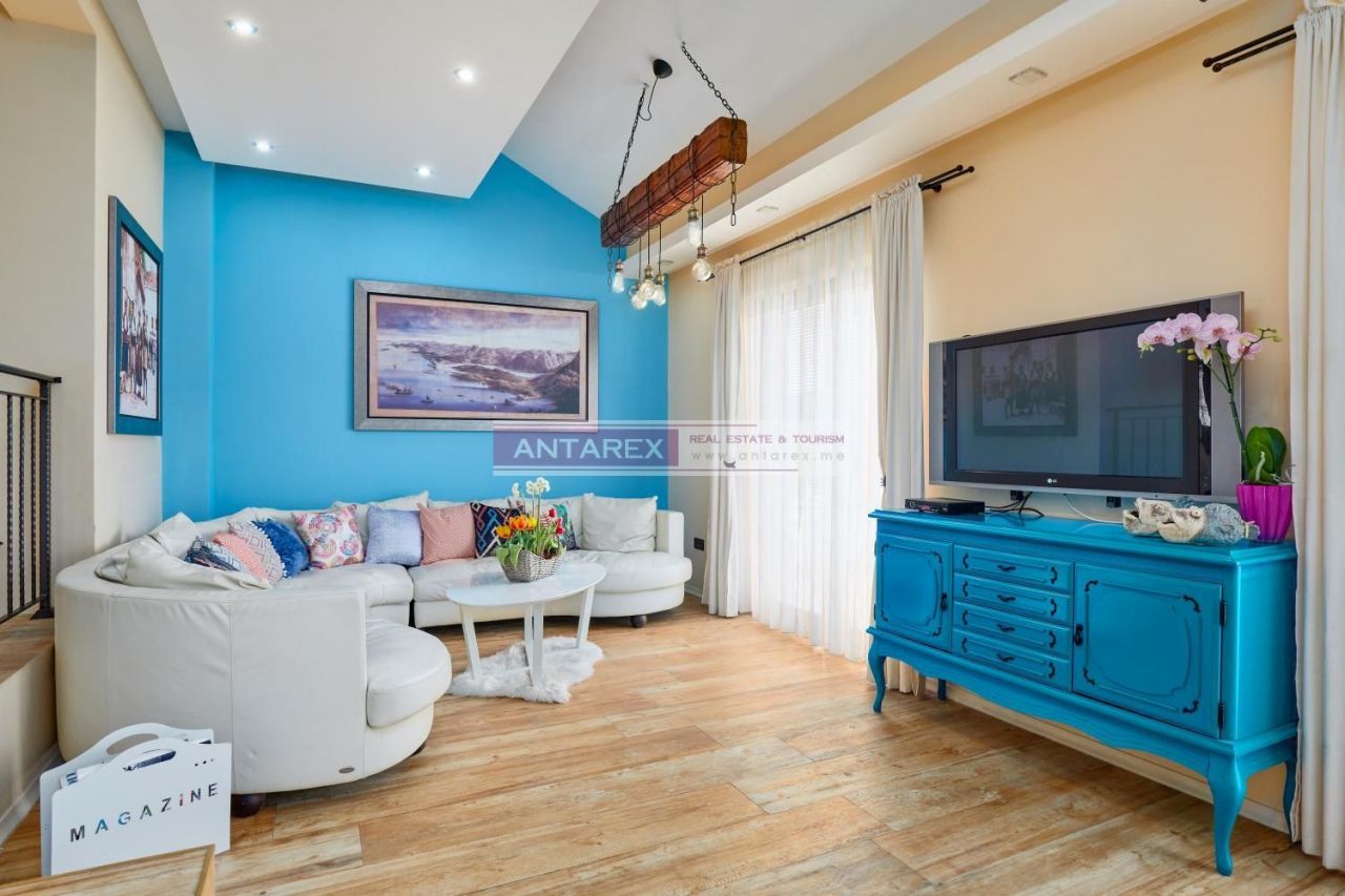 Villa in Bigova, Montenegro, 266 m² - picture 11