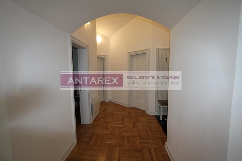 Apartamento en Herceg-Novi, Montenegro, 114.7 m² - imagen 11