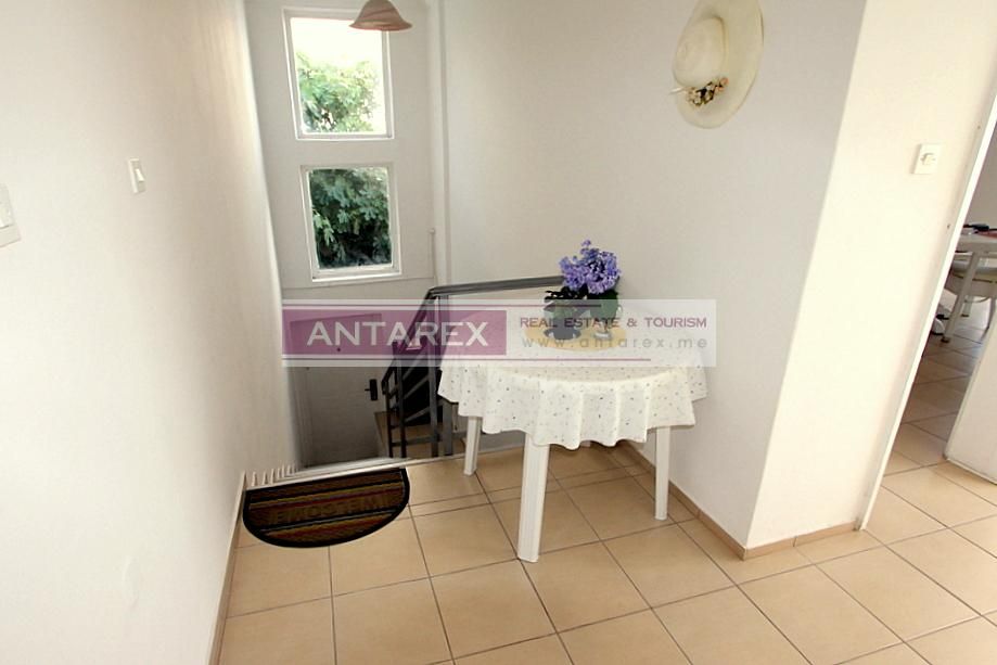 Villa en Herceg-Novi, Montenegro, 400 m² - imagen 11