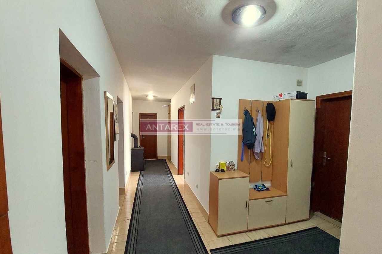 Villa a Herceg-Novi, Montenegro, 184 m² - foto 12