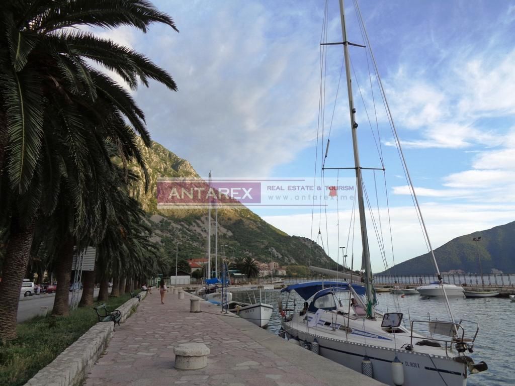 Biens commerciaux à Risan, Monténégro - image 13