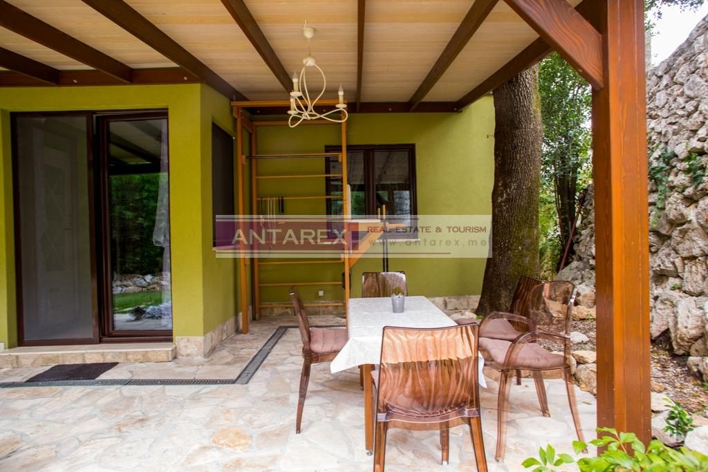 Villa in Orahovac, Montenegro, 110 m² - picture 13