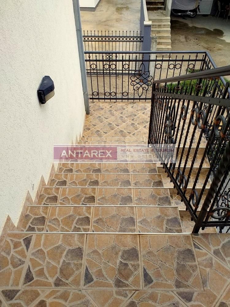 Villa à Sutomore, Monténégro, 242 m² - image 5