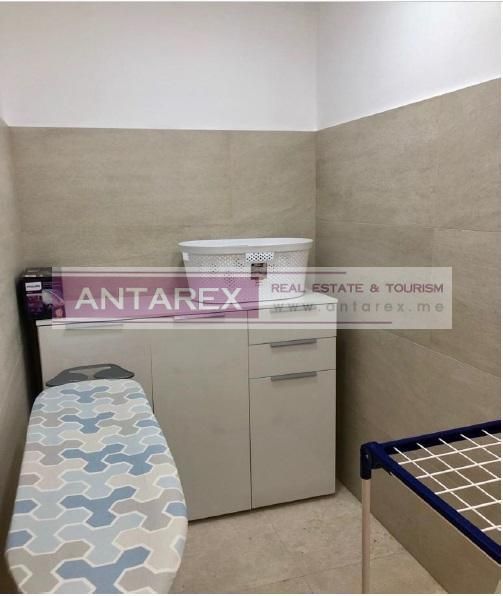 Apartment in Herceg-Novi, Montenegro, 148.3 m² - picture 11