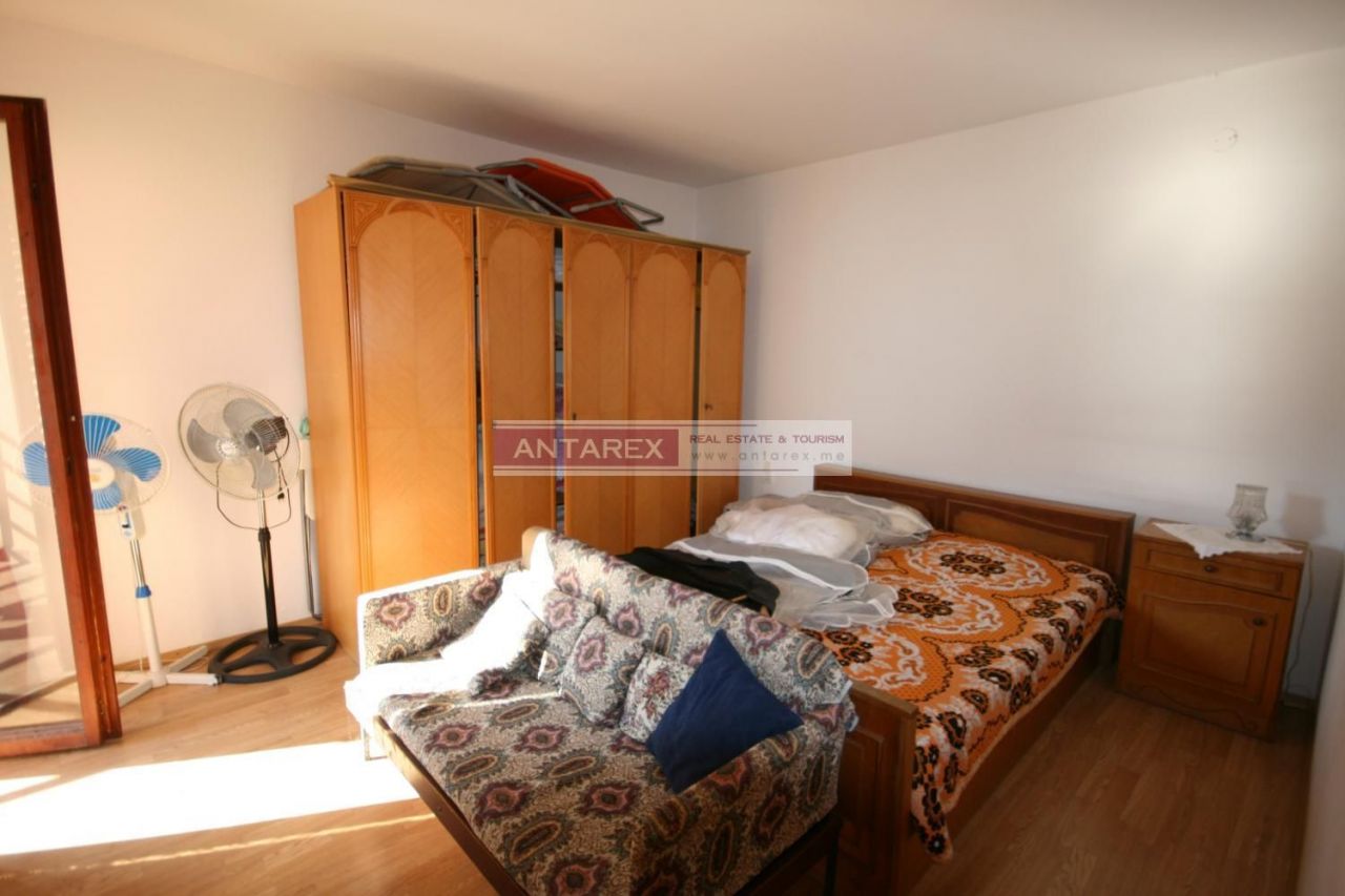 Villa en Dobrota, Montenegro, 270 m² - imagen 13