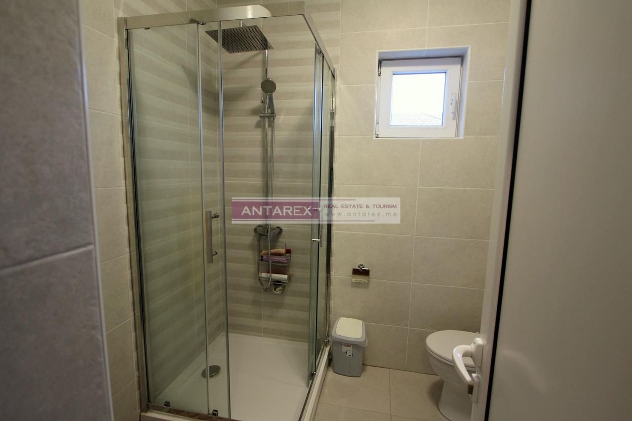 Apartment in Bijela, Montenegro, 104 m² - picture 14