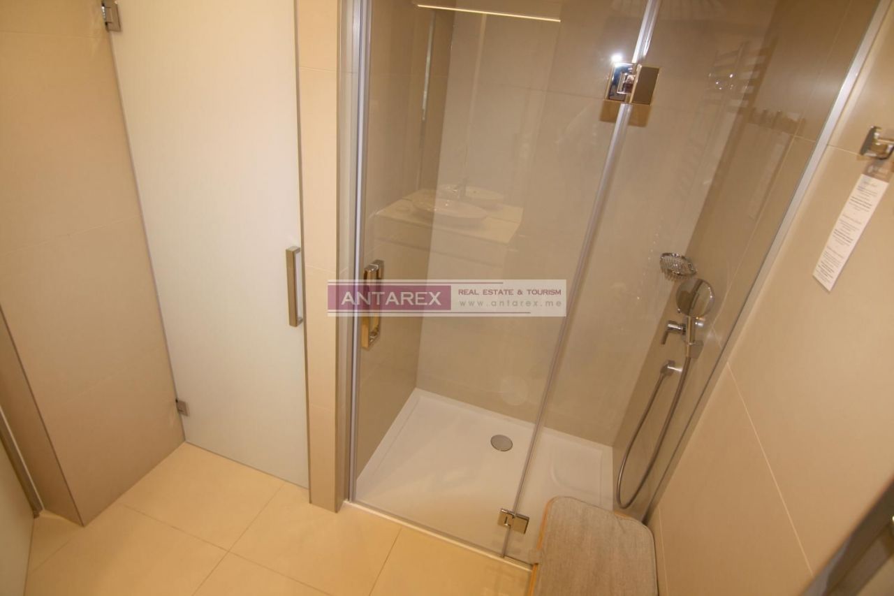 Apartment in Budva, Montenegro, 146 m² - picture 15