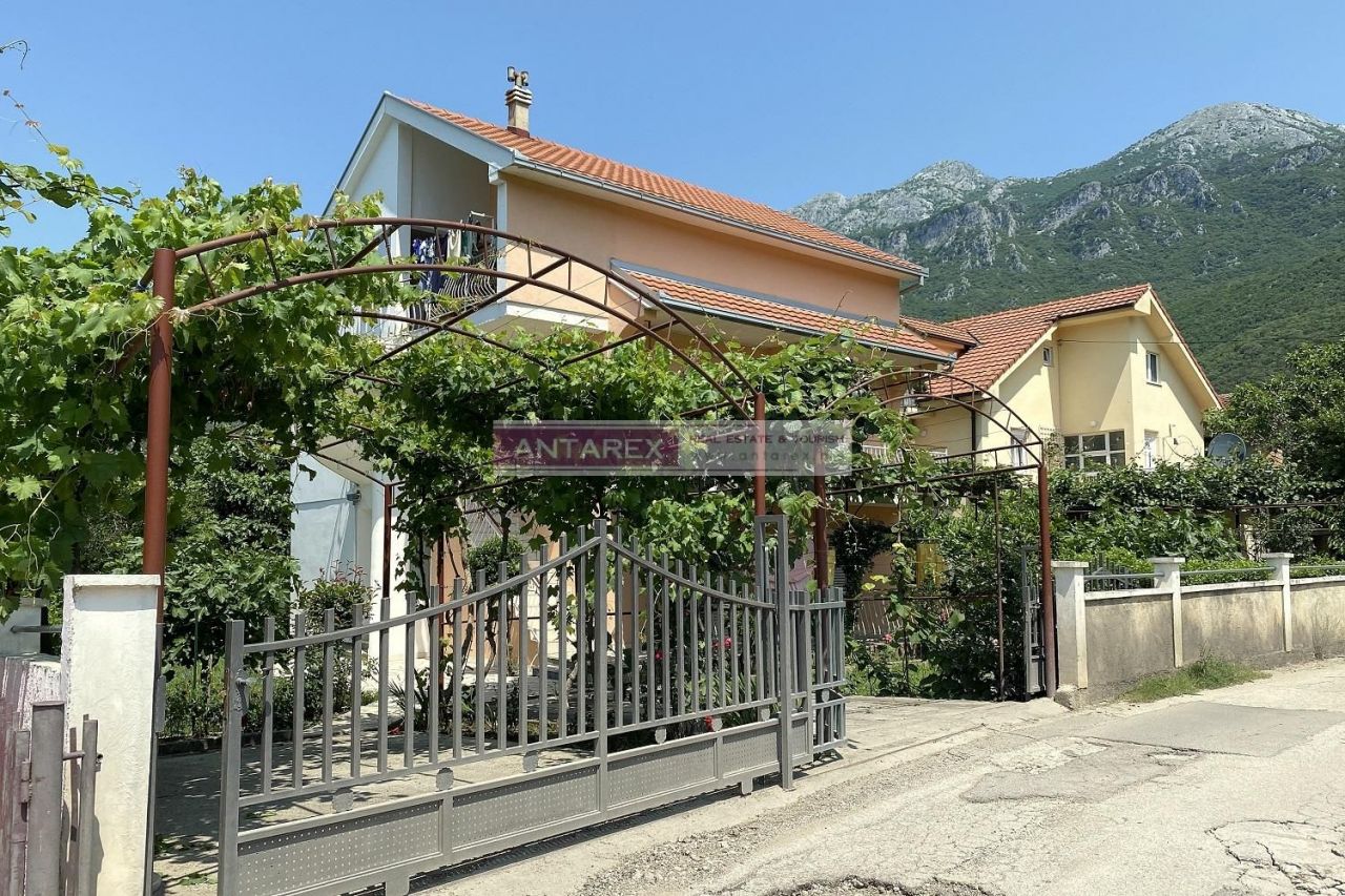 Villa in Zelenika, Montenegro, 193 m² - picture 15