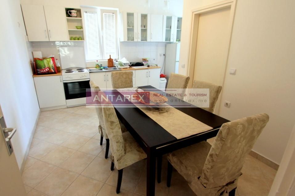 Villa en Herceg-Novi, Montenegro, 400 m² - imagen 15