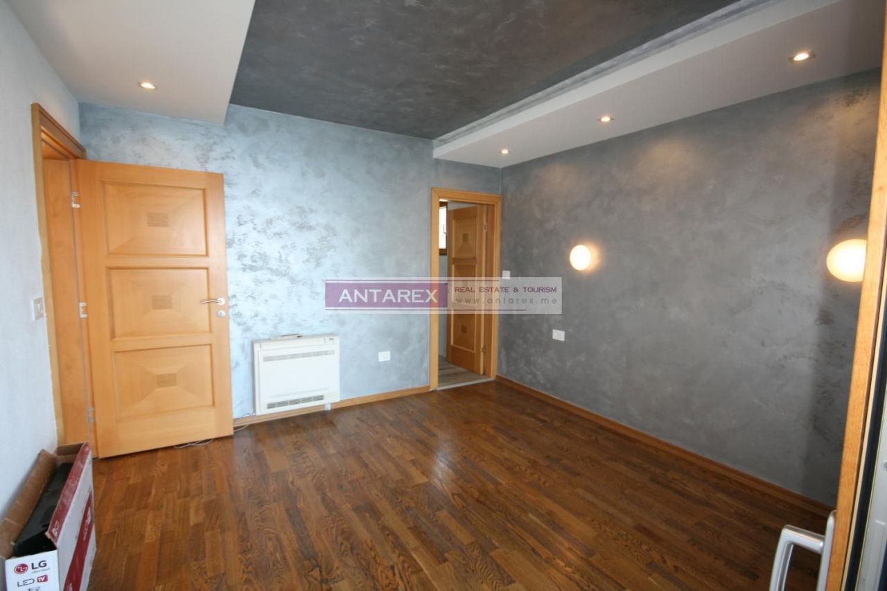 Villa a Krasici, Montenegro, 300 m² - foto 17