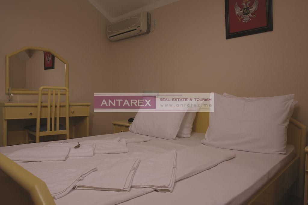 Biens commerciaux à Kumbor, Monténégro, 3 600 m² - image 18