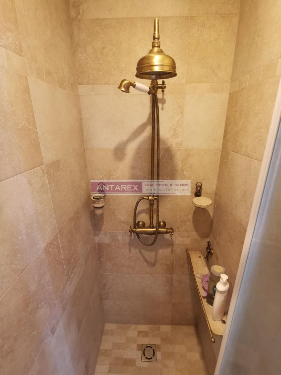 Apartment in Dobra Voda, Montenegro, 164 m² - picture 19