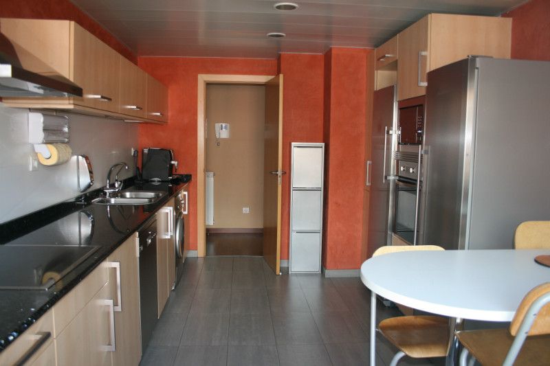Appartement à Castelldefels, Espagne - image 2