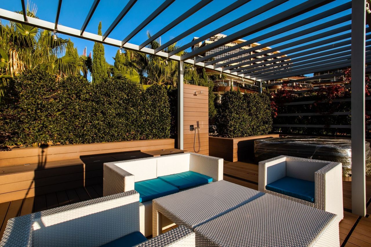 Penthouse in Budva, Montenegro, 508 m² - picture 17