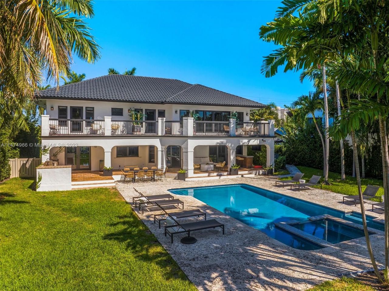 Villa in Miami, USA, 350 m² - picture 2